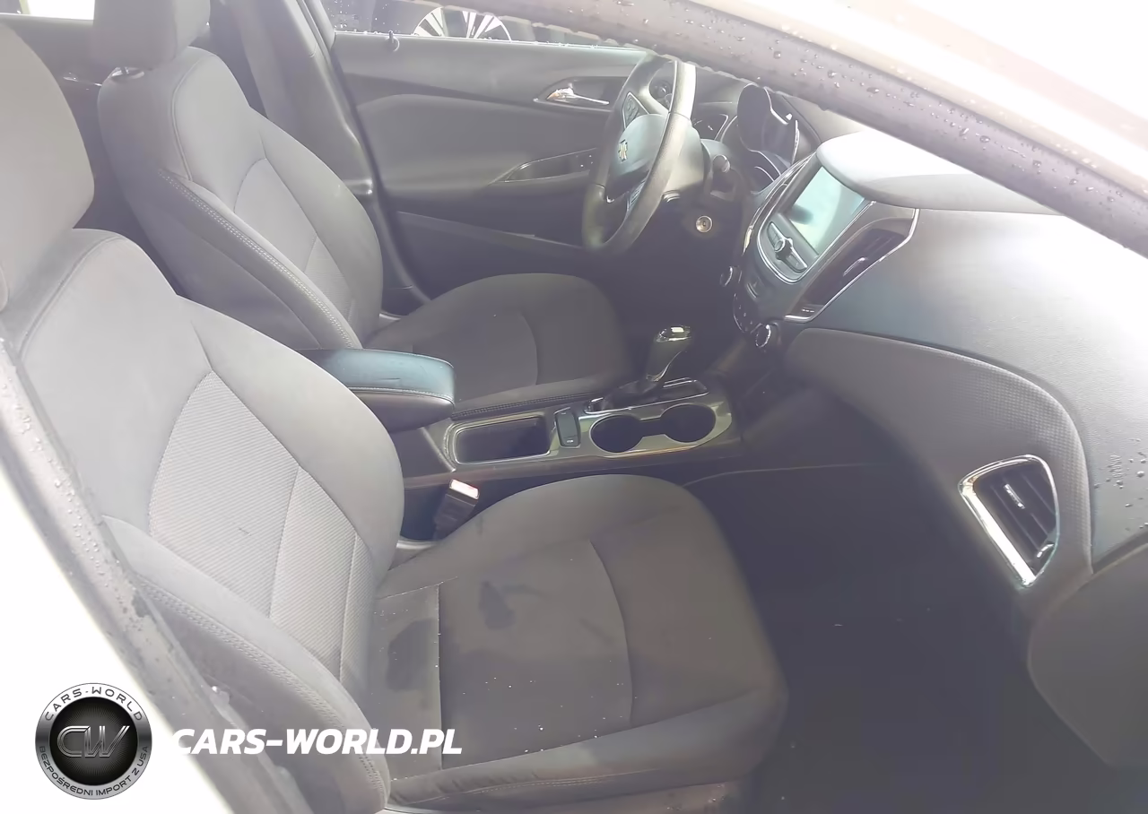 2019 Chevrolet Cruze Lt VIN:1G1BE5SM1K7118326 - 5