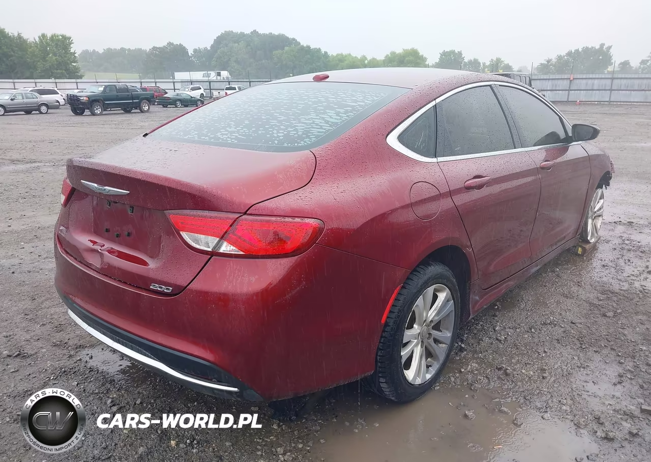 2015 Chrysler 200 Limited VIN:1C3CCCAB2FN552475 - 4