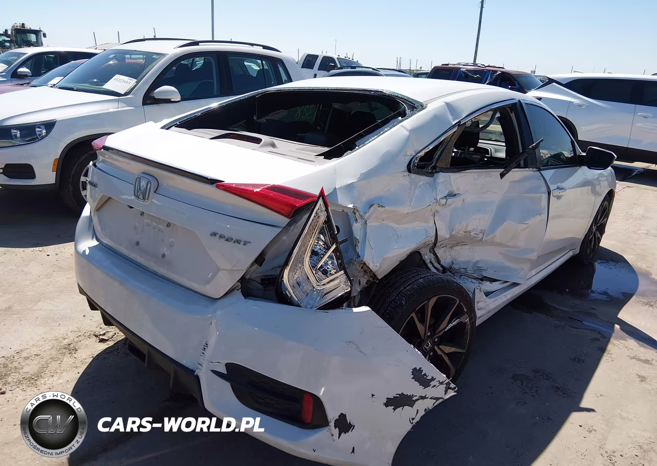2020 Honda Civic Sport VIN:19XFC2F8XLE017328 - 4