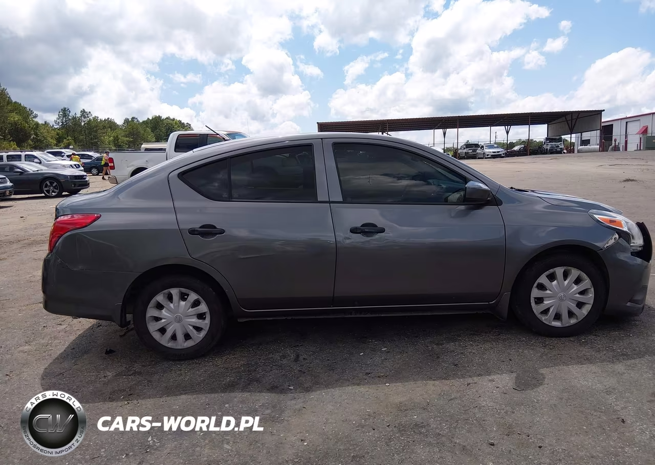 2016 Nissan Versa 1.6 S VIN:3N1CN7AP1GL823006 - 13