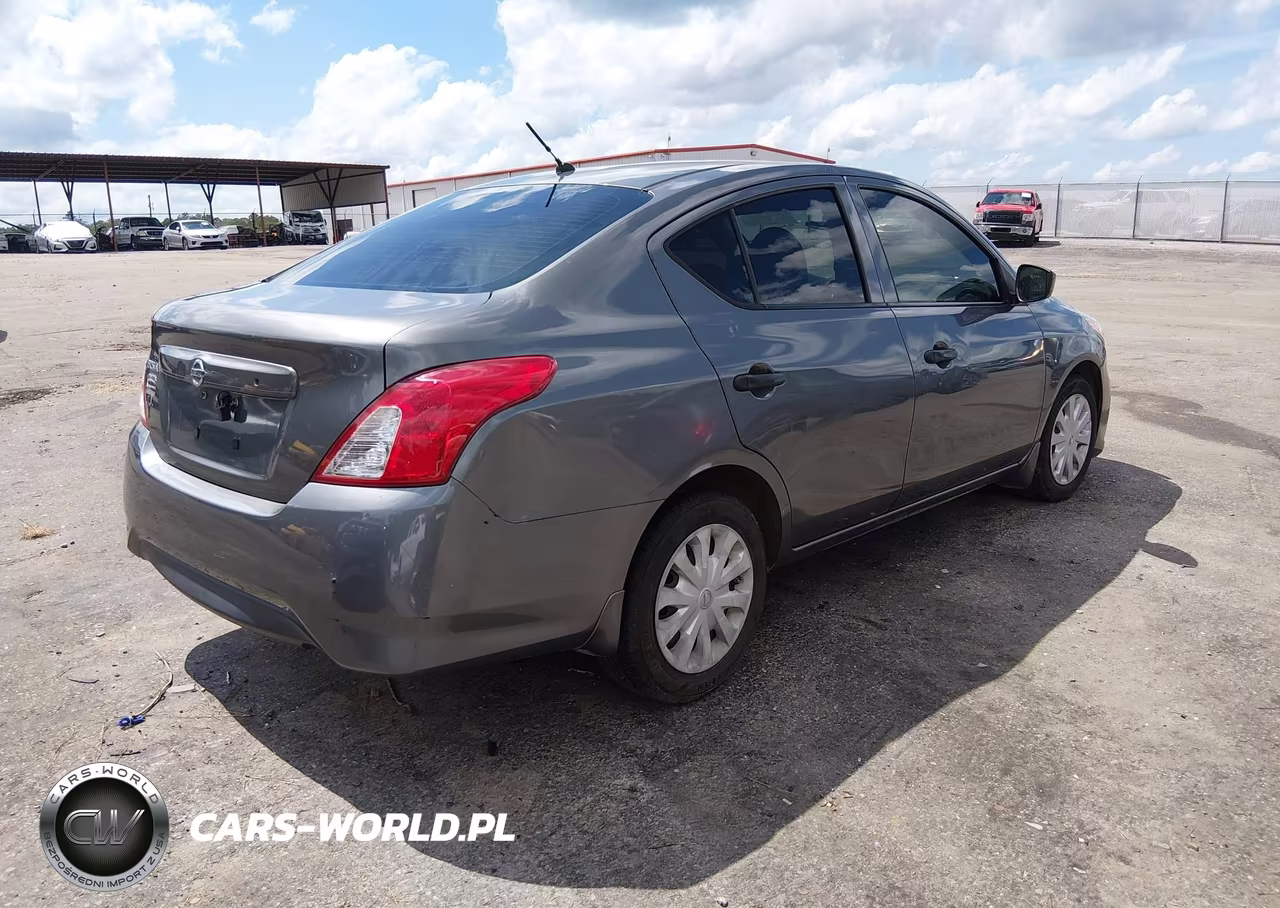 2016 Nissan Versa 1.6 S VIN:3N1CN7AP1GL823006 - 4