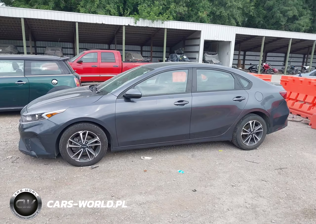 2023 Kia Forte Lxs VIN:3KPF24AD7PE594990 - 14