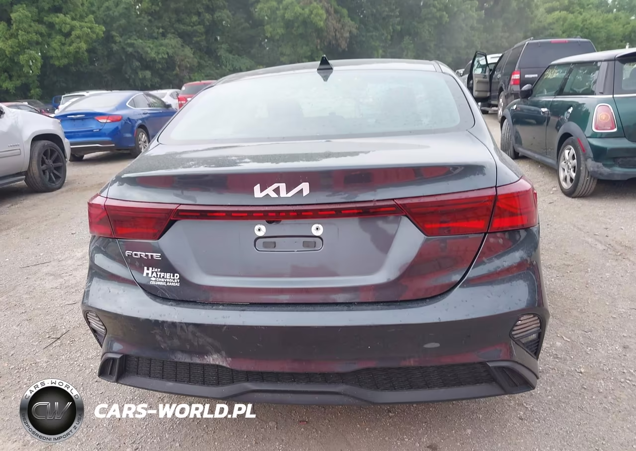 2023 Kia Forte Lxs VIN:3KPF24AD7PE594990 - 16