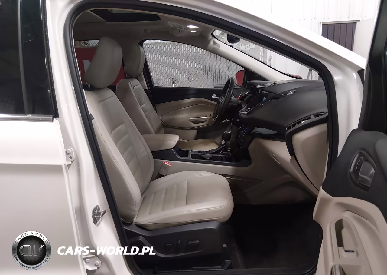 2018 Ford Escape Titanium VIN:1FMCU9J99JUA09739 - 5