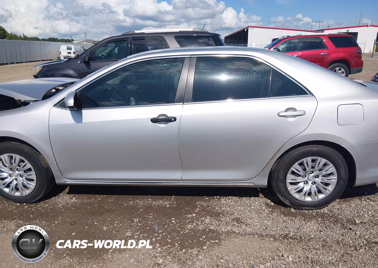 2013 Toyota Camry Le VIN:4T4BF1FK5DR322249 - 15