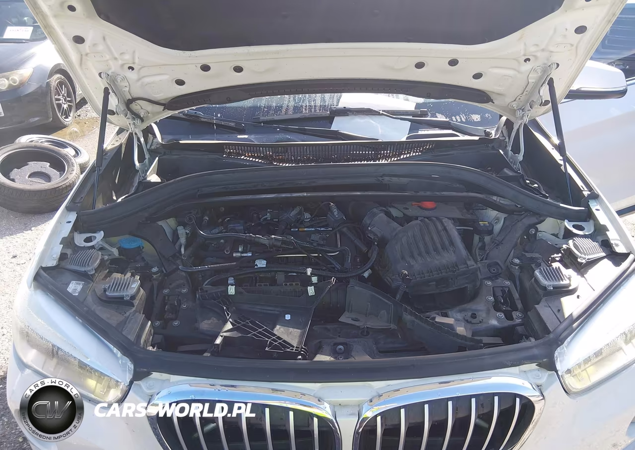 2017 BMW X1 xDrive28I VIN:WBXHT3C36H5F71367 - 10