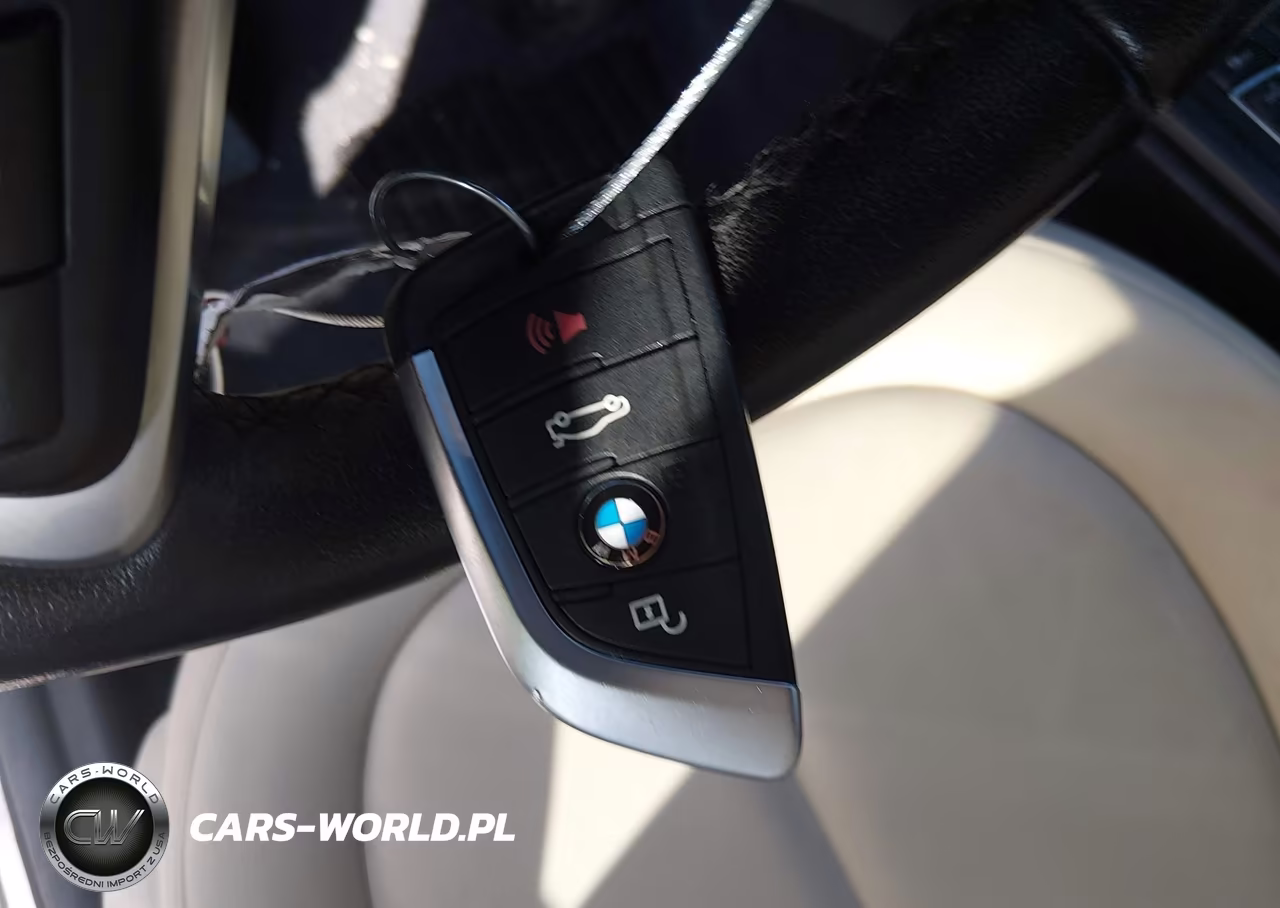 2017 BMW X1 xDrive28I VIN:WBXHT3C36H5F71367 - 11