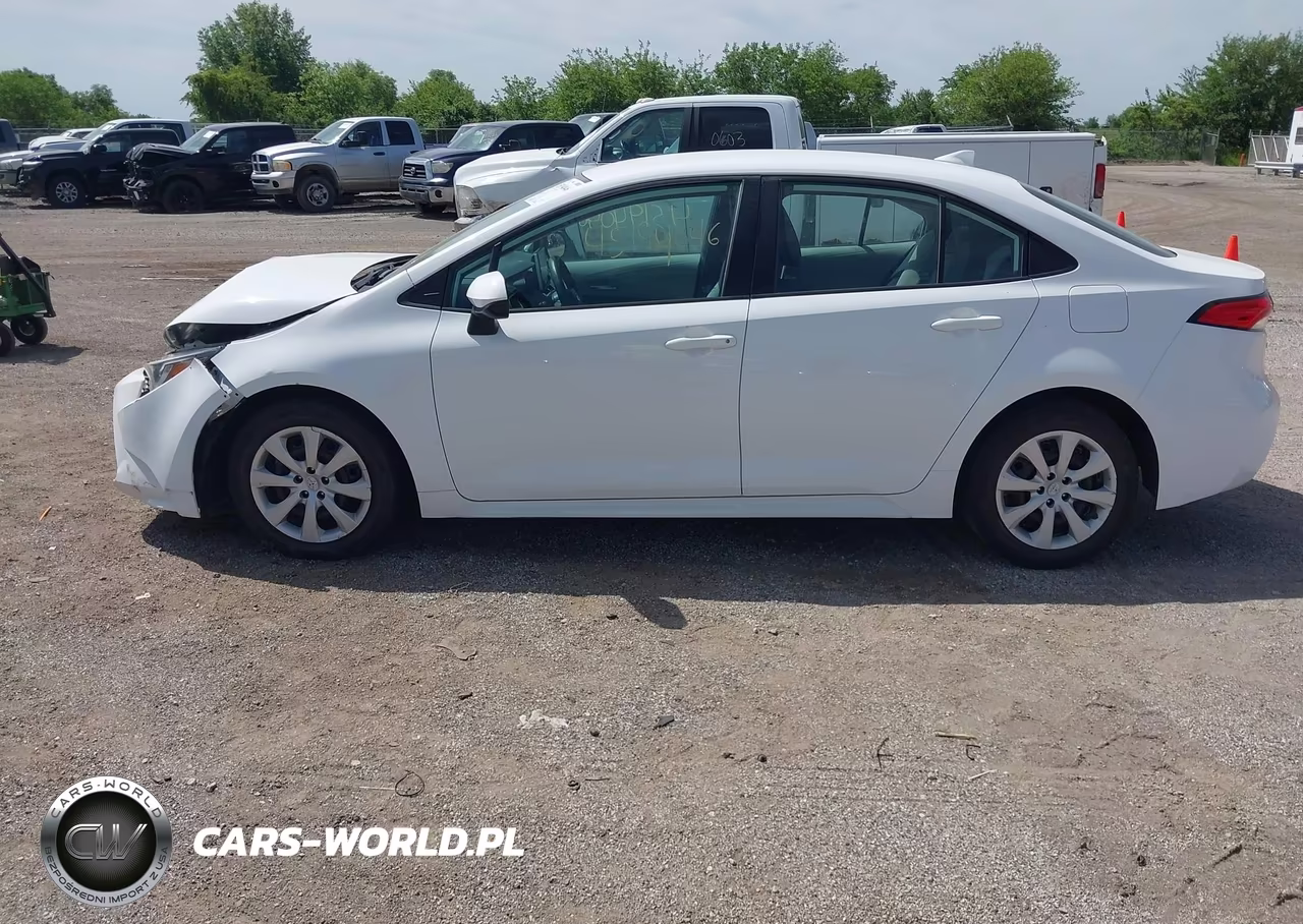 2020 Toyota Corolla Le VIN:5YFEPRAE1LP131819 - 14
