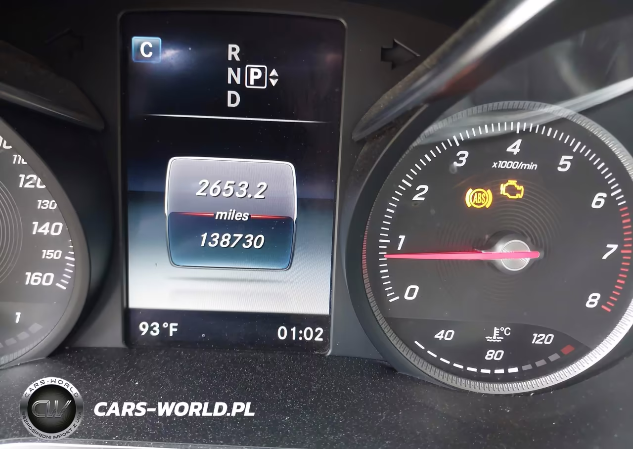 2015 Mercedes-Benz C 300 4Matic VIN:55SWF4KB1FU014173 - 16