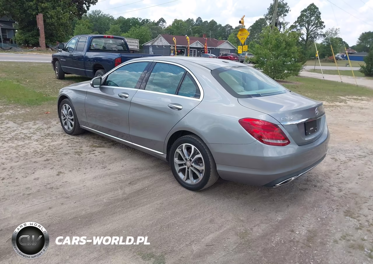 2015 Mercedes-Benz C 300 4Matic VIN:55SWF4KB1FU014173 - 3