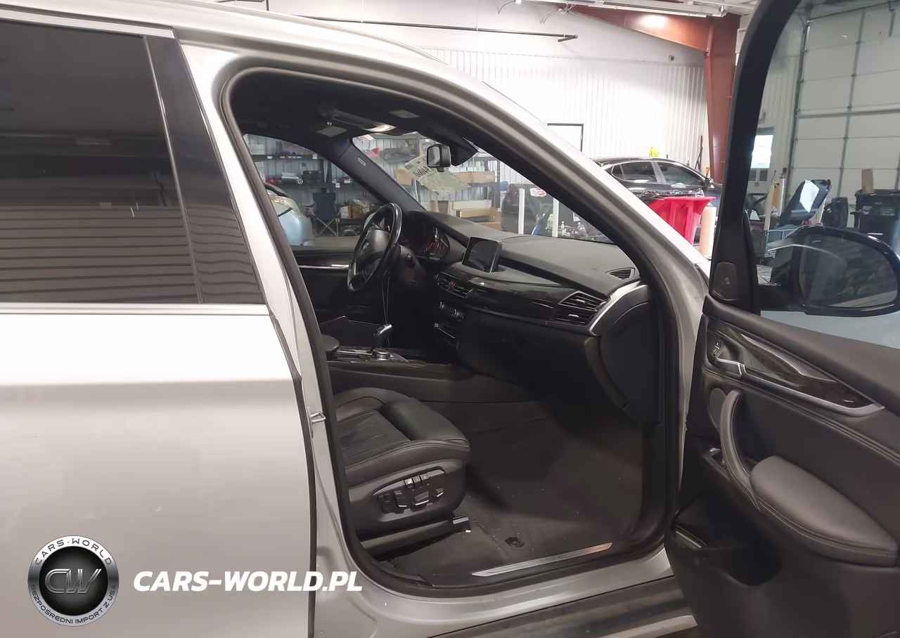 2018 BMW X5 xDrive35D VIN:5UXKS4C50J0Y18829 - 5
