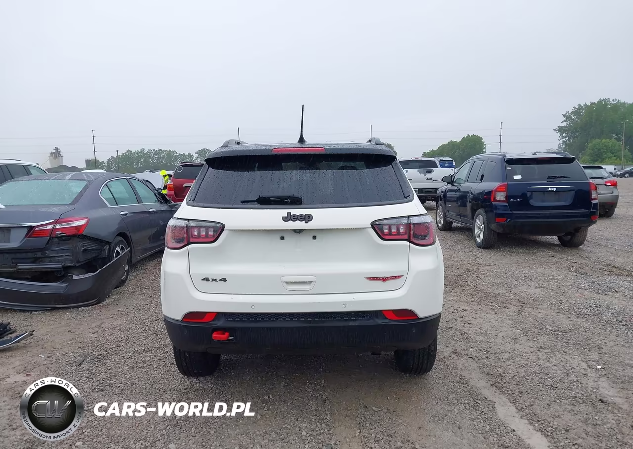 2019 Jeep Compass Trailhawk 4X4 VIN:3C4NJDDB7KT759806 - 16