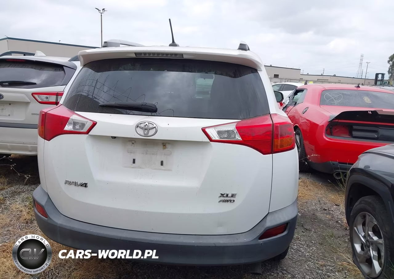 2015 Toyota Rav4 Xle VIN:2T3RFREV3FW327298 - 16