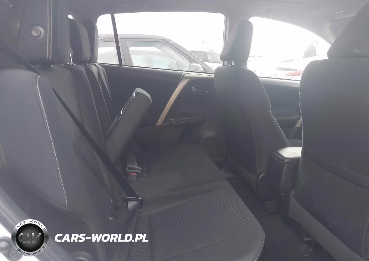 2015 Toyota Rav4 Xle VIN:2T3RFREV3FW327298 - 8