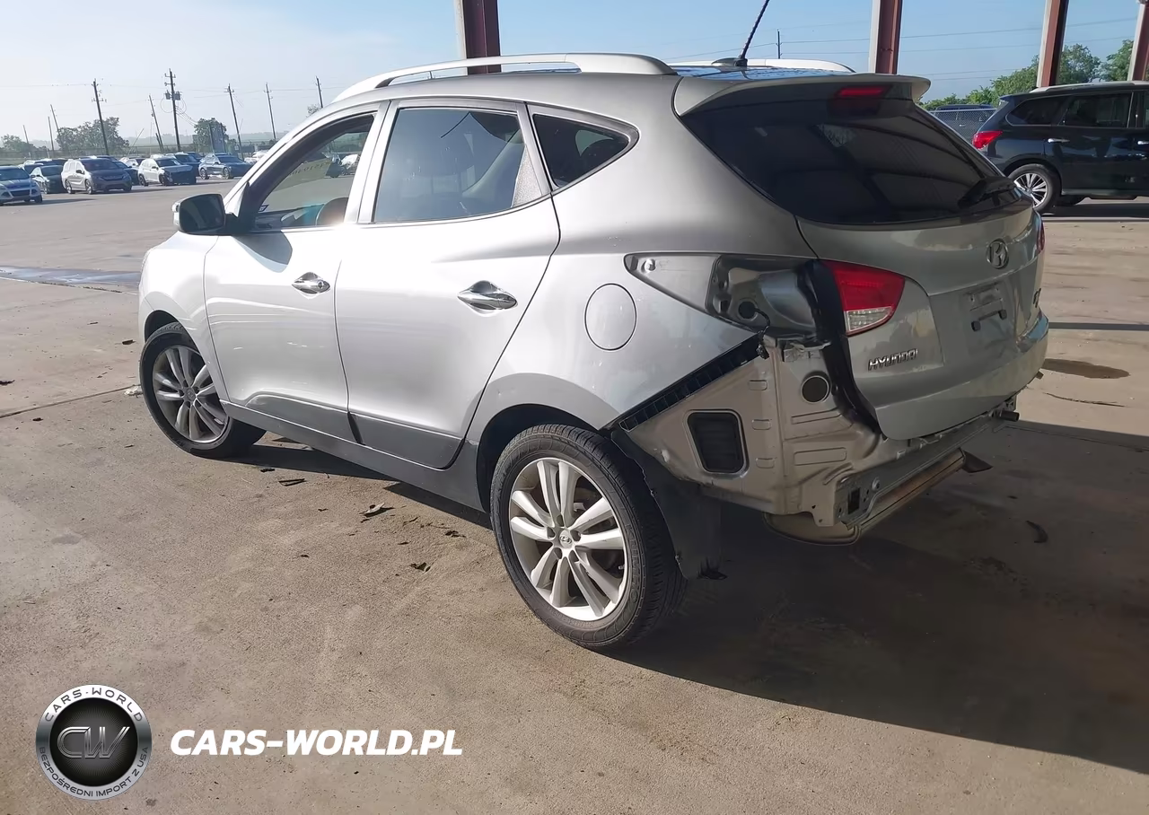 2012 Hyundai Tucson Limited VIN:KM8JU3AC6CU490116 - 3