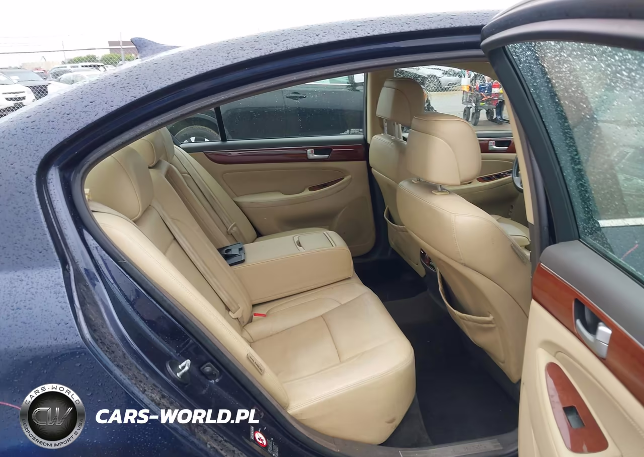 2012 Hyundai Genesis 3.8 VIN:KMHGC4DD5CU193619 - 8
