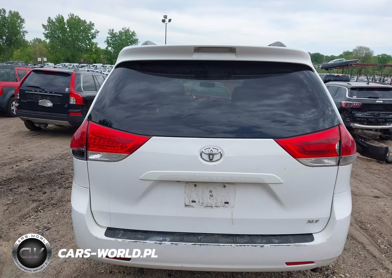 2012 Toyota Sienna Xle V6 8 Passenger VIN:5TDYK3DC4CS227695 - 16