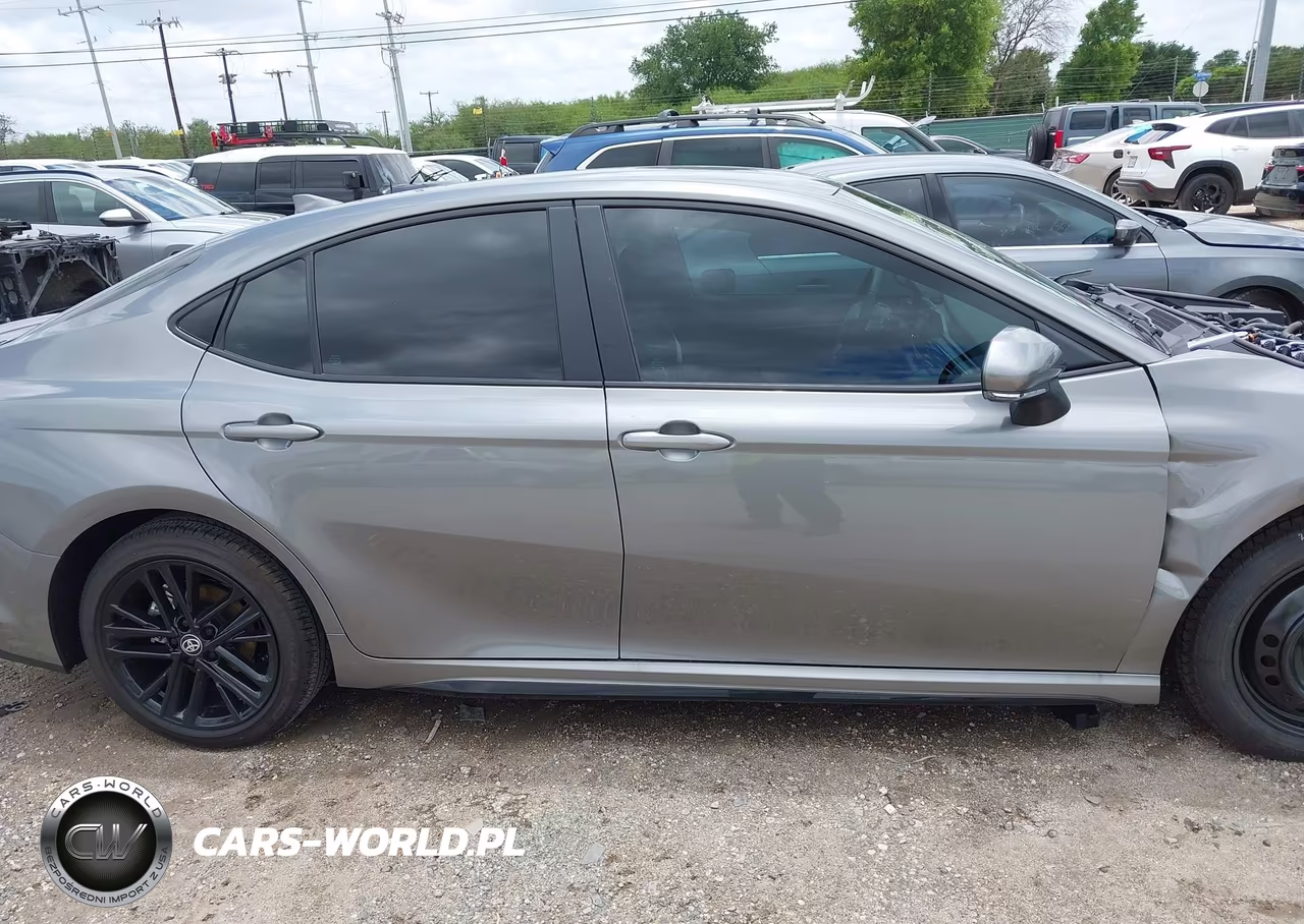 2026 Toyota Camry Se VIN:4T1DAACK0TU285342 - 14