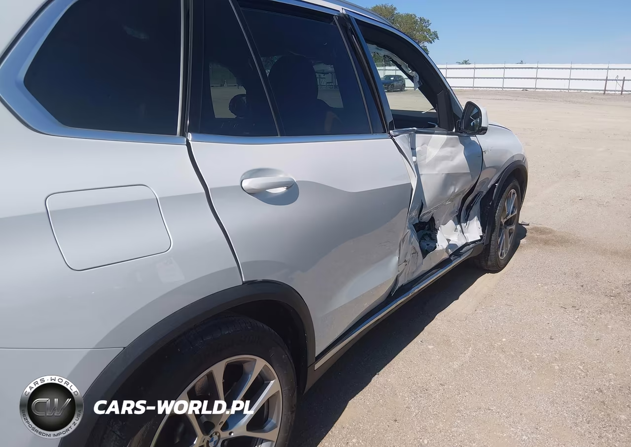 2023 BMW X5 xDrive40I VIN:5UXCR6C09P9R75988 - 17
