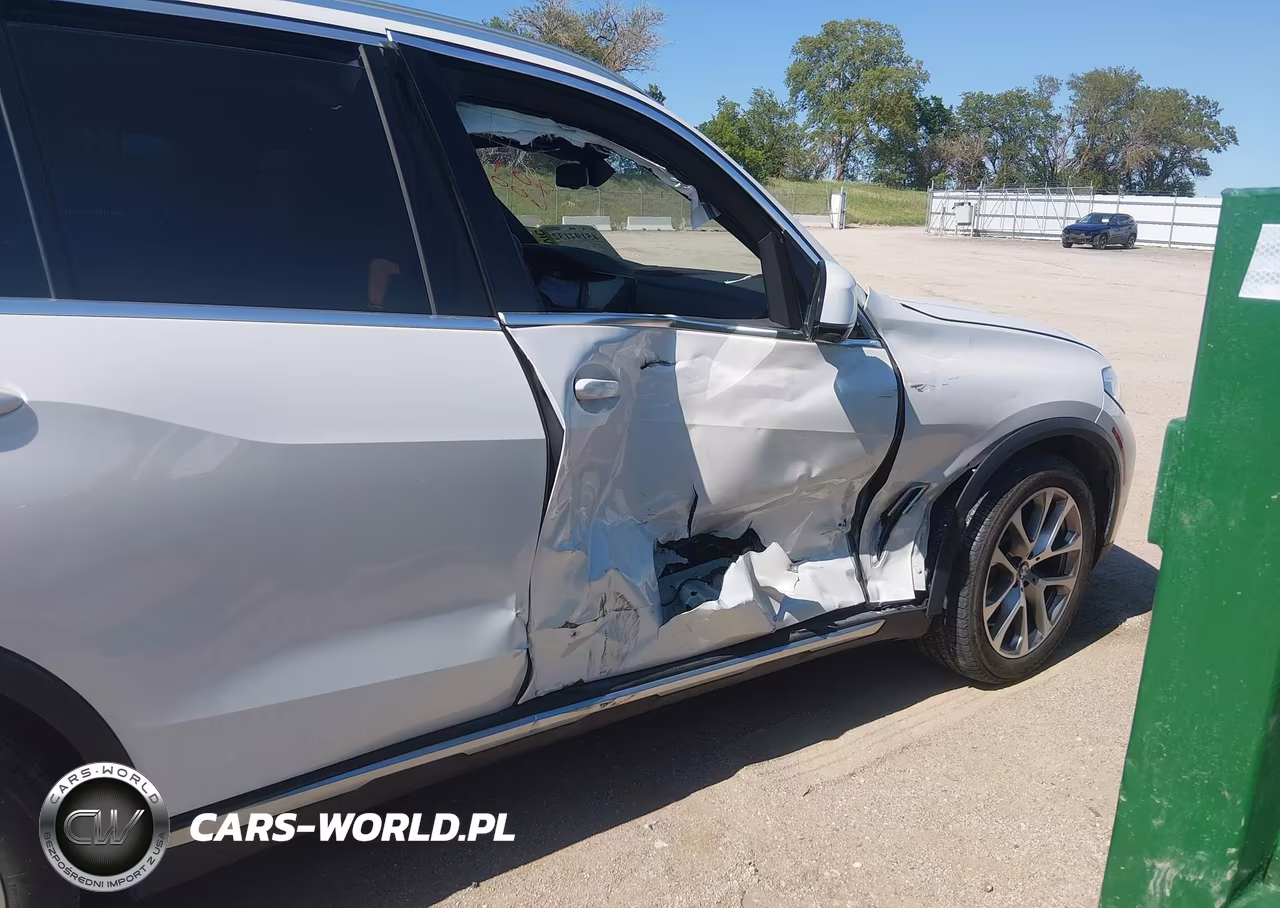 2023 BMW X5 xDrive40I VIN:5UXCR6C09P9R75988 - 6