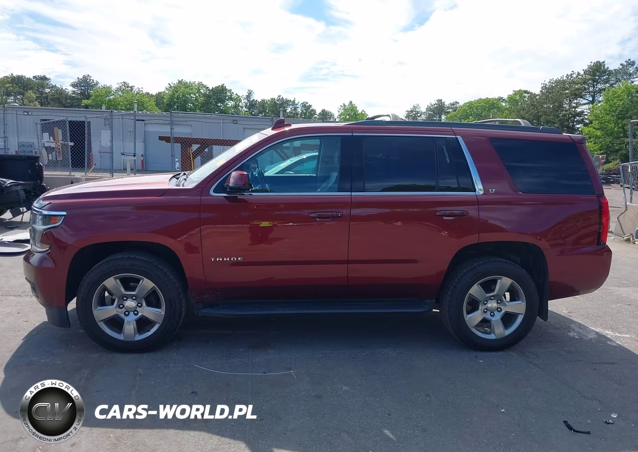 2018 Chevrolet Tahoe Lt VIN:1GNSKBKC9JR383401 - 14