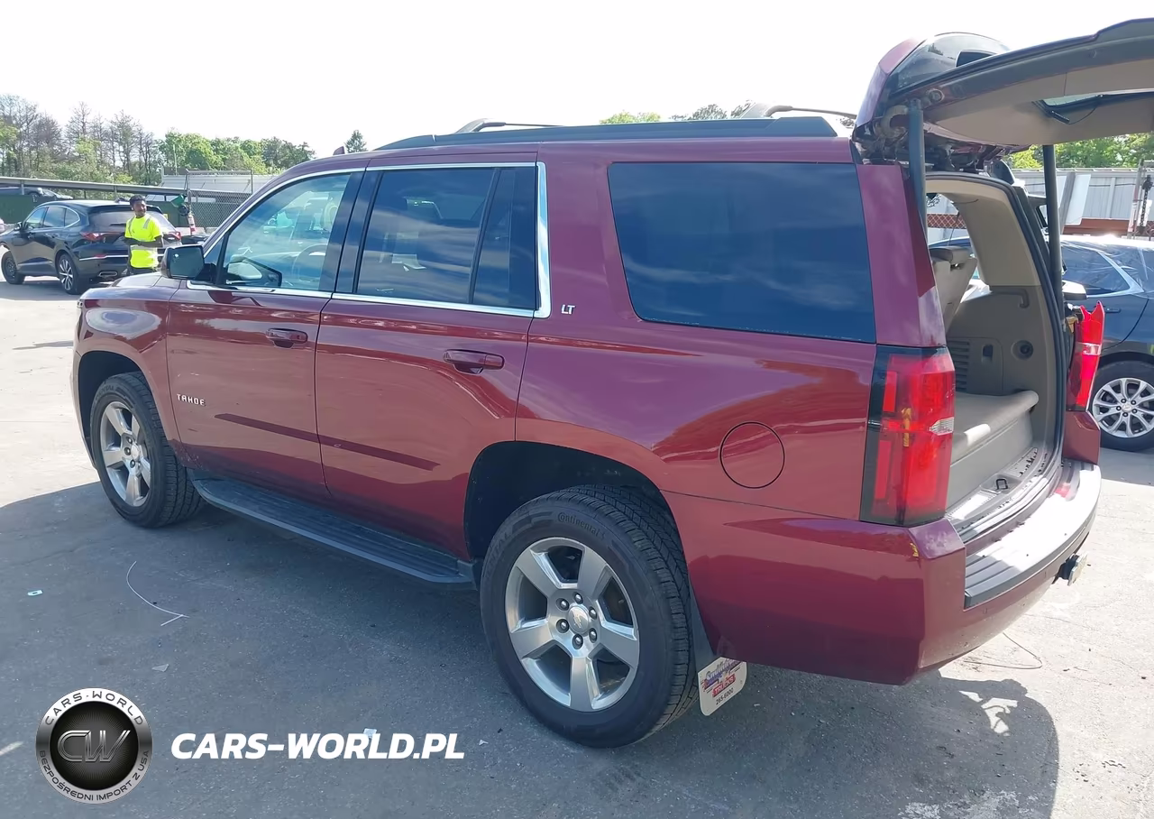 2018 Chevrolet Tahoe Lt VIN:1GNSKBKC9JR383401 - 3