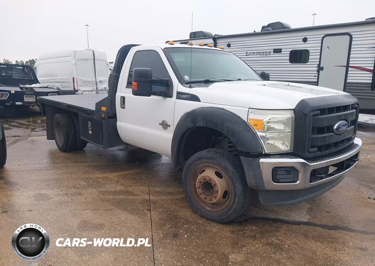 2015 Ford F-550 Chassis Xl