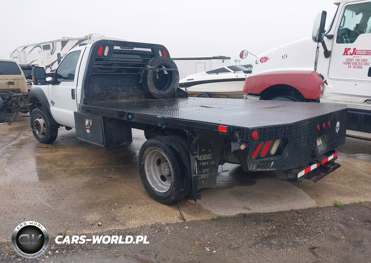 2015 Ford F-550 Chassis Xl VIN:1FDUF5GT4FEC58218 - 3
