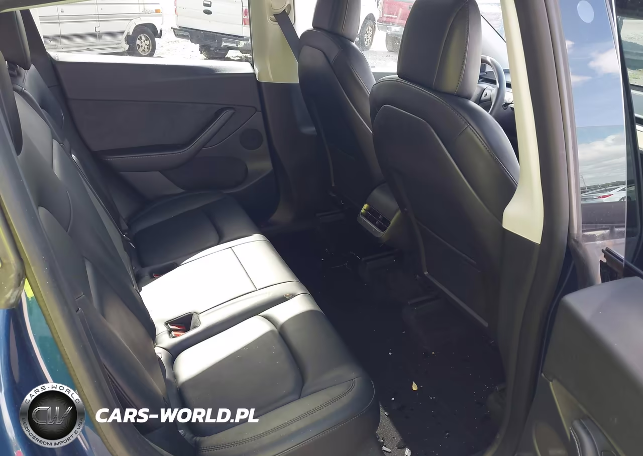 2022 Tesla Model Y Performance Dual Motor All-Wheel Drive VIN:7SAYGDEF6NF382419 - 8