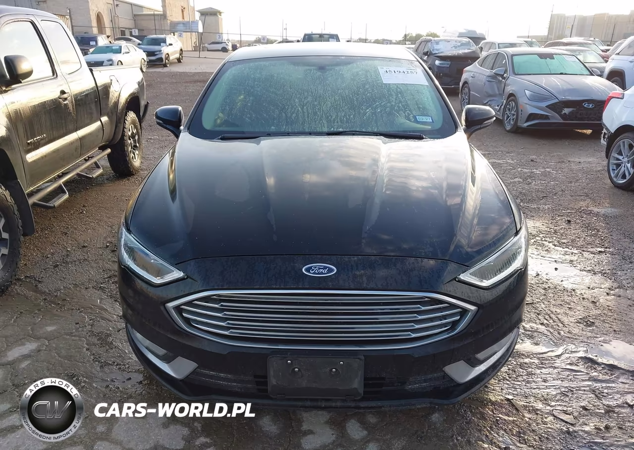 2018 Ford Fusion Titanium VIN:3FA6P0D96JR128216 - 12