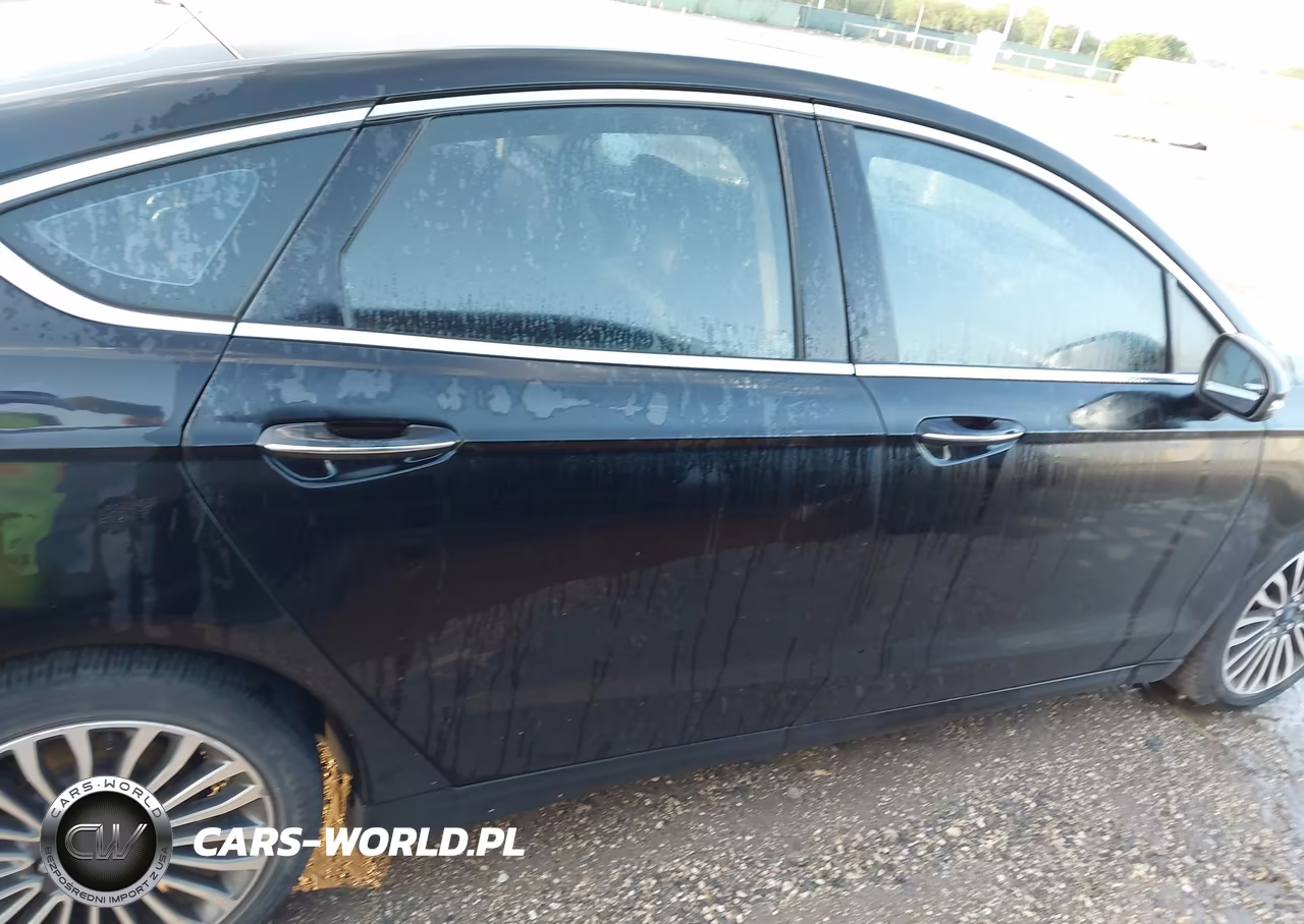 2018 Ford Fusion Titanium VIN:3FA6P0D96JR128216 - 13