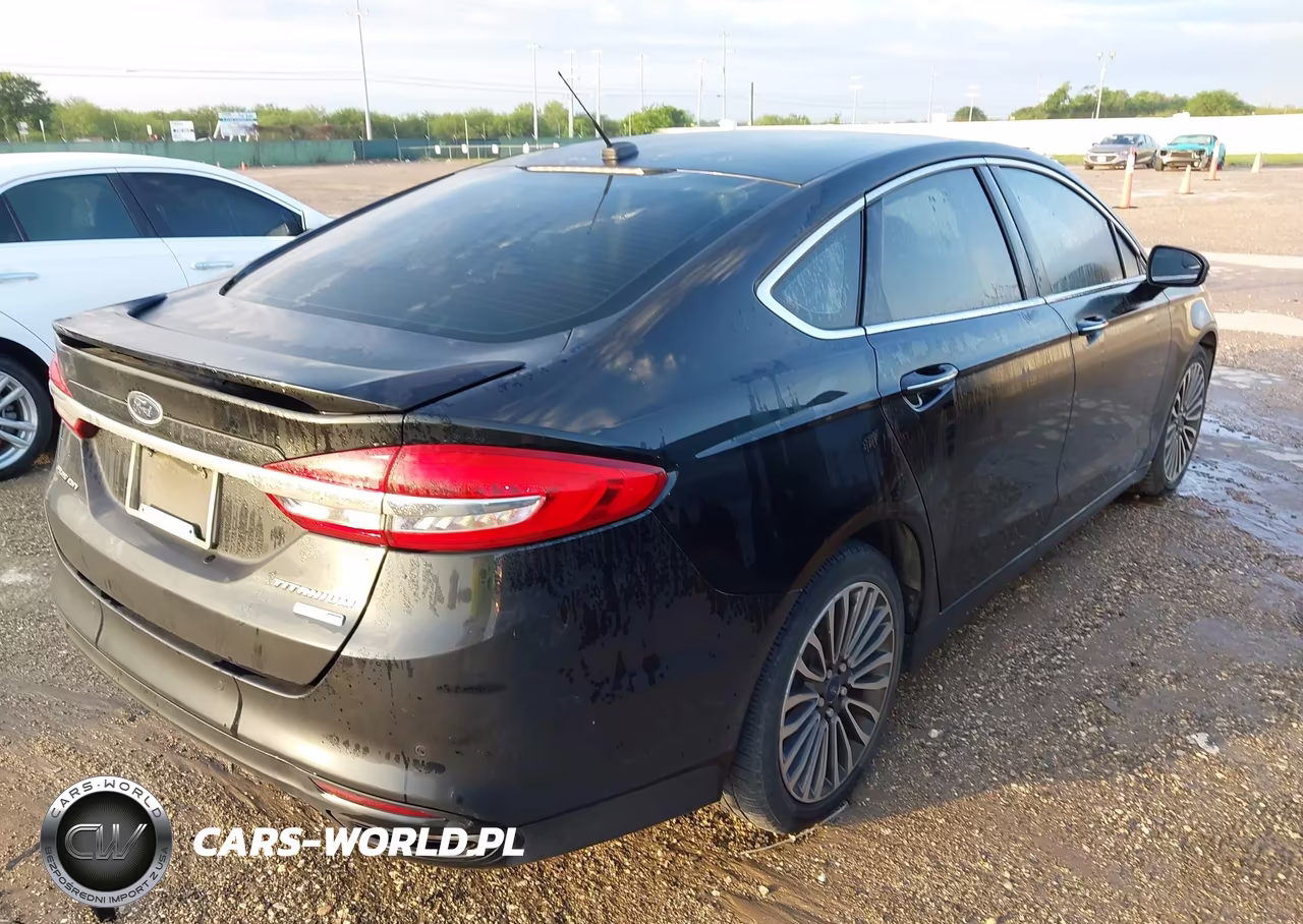 2018 Ford Fusion Titanium VIN:3FA6P0D96JR128216 - 4
