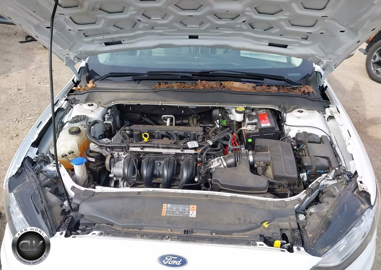 2020 Ford Fusion S VIN:3FA6P0G70LR197609 - 10