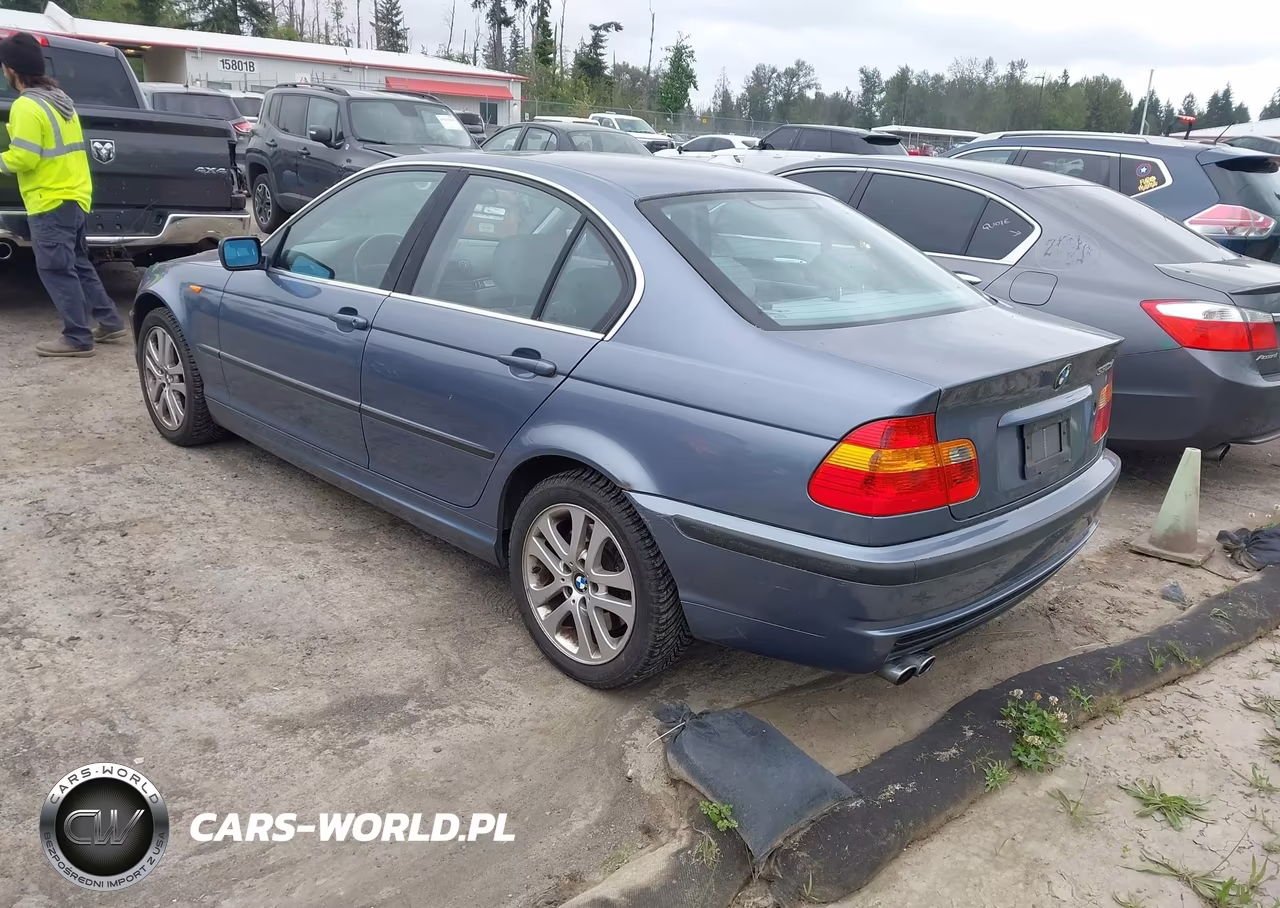 2002 BMW 330Xi VIN:WBAEW53462PG17414 - 3