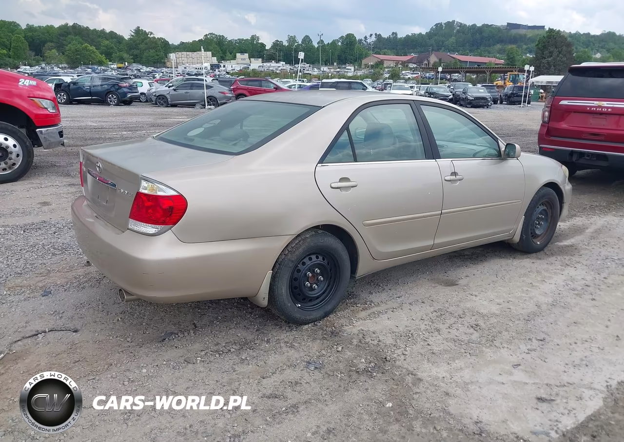 2005 Toyota Camry Le VIN:4T1BE32K75U047757 - 4