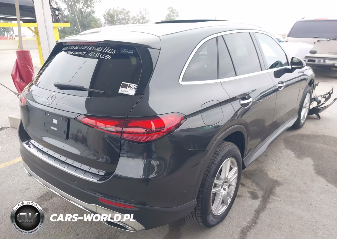 2026 Mercedes-Benz Glc 300 VIN:W1NKM4GB2TF462551 - 4