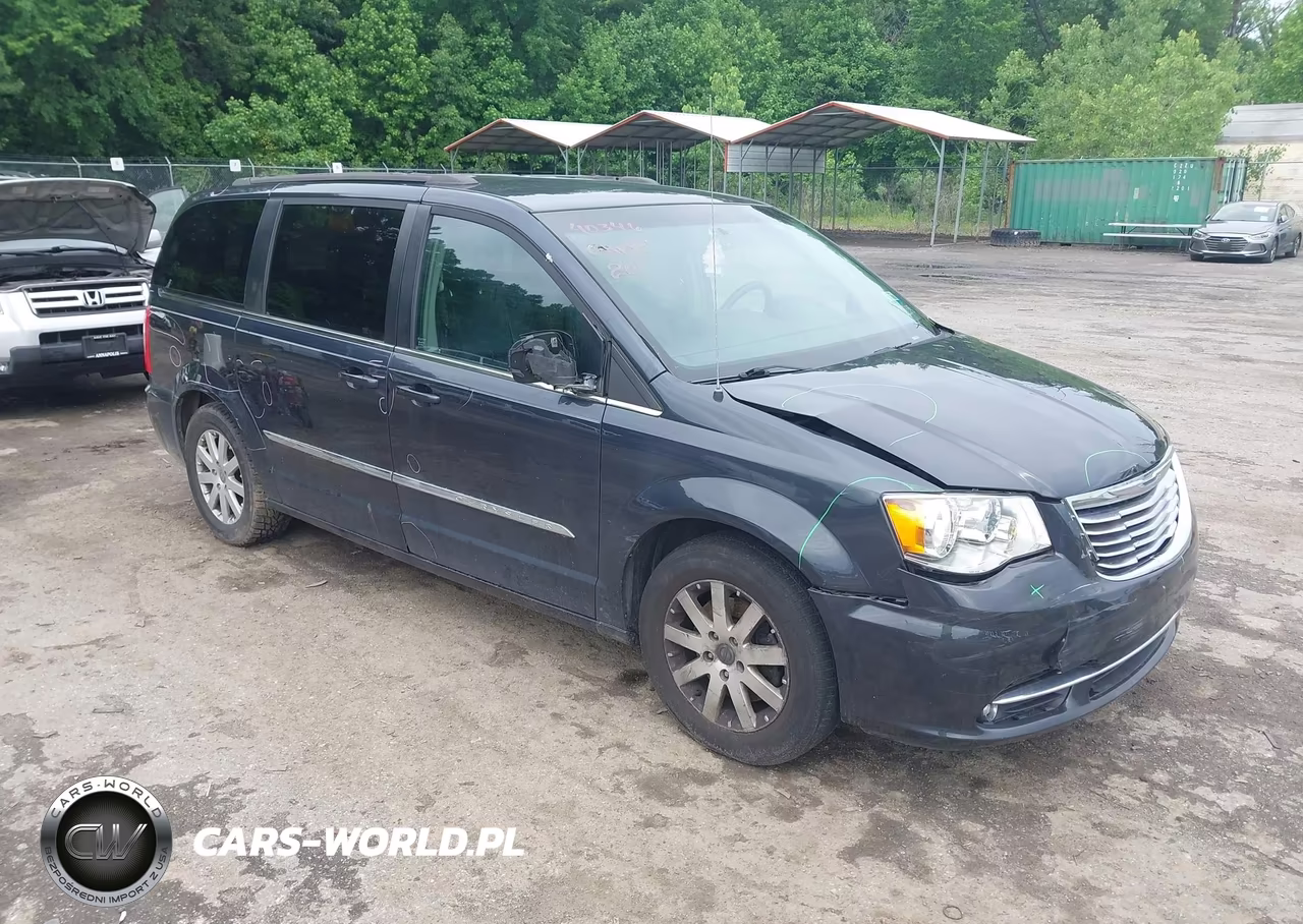 2014 Chrysler Town & Country Touring – zdjęcie 1 z 14