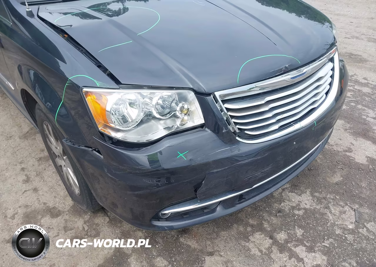 2014 Chrysler Town & Country Touring VIN:2C4RC1BG7ER342749 - 6