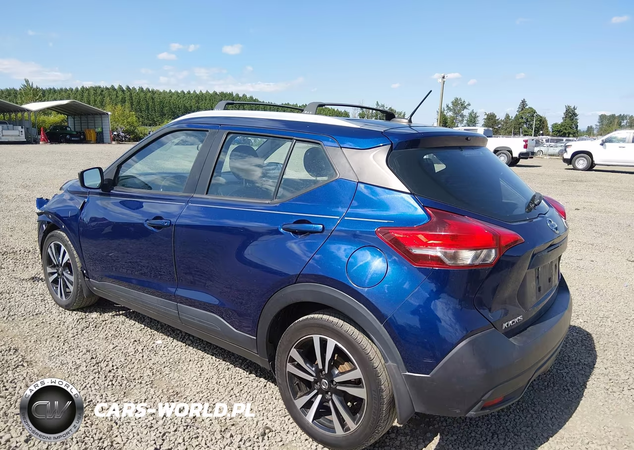2018 Nissan Kicks Sv VIN:3N1CP5CU8JL545729 - 3