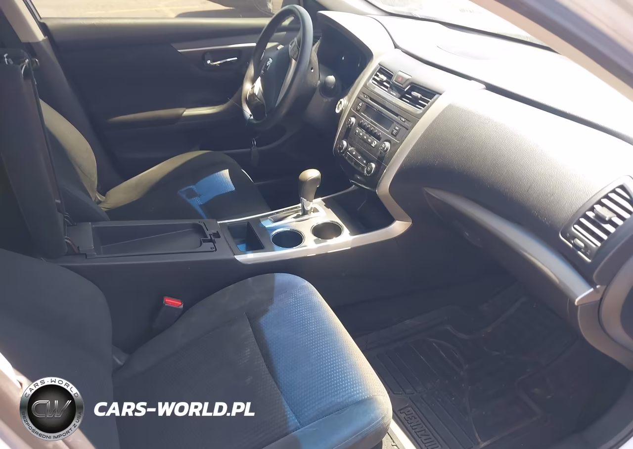 2015 Nissan Altima 2.5 S VIN:1N4AL3AP6FN322457 - 5