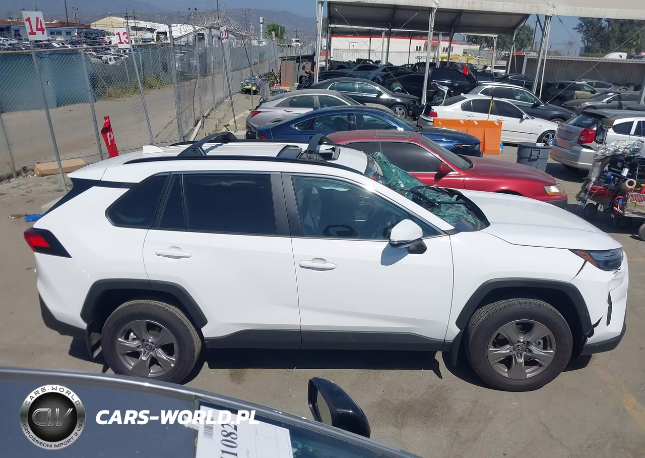 2025 Toyota Rav4 Xle VIN:2T3W1RFV3SC364072 - 13