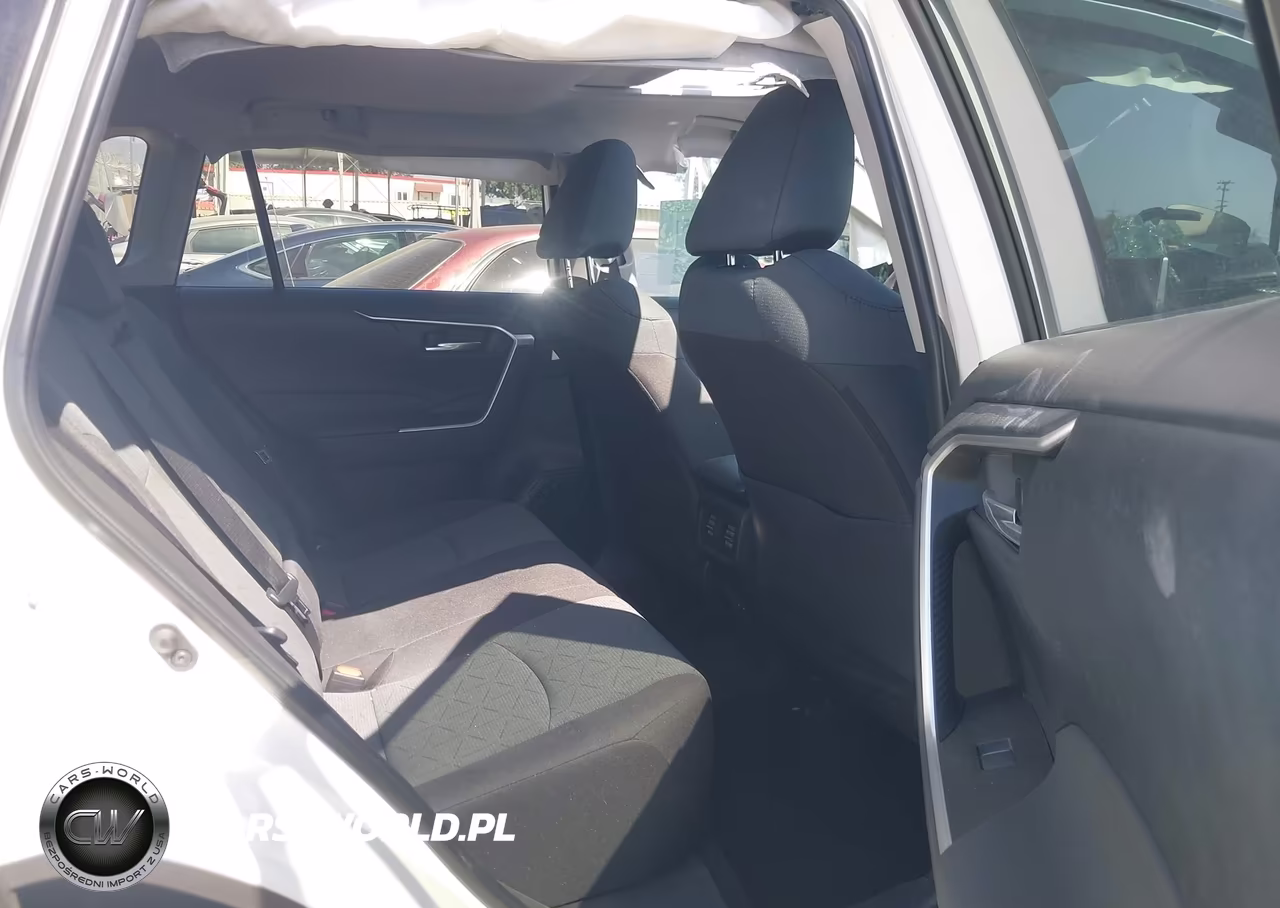 2025 Toyota Rav4 Xle VIN:2T3W1RFV3SC364072 - 8