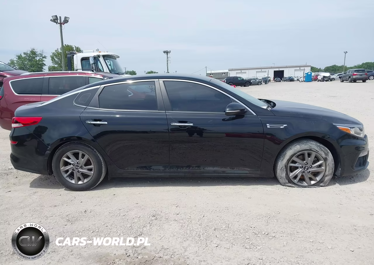 2019 Kia Optima Lx VIN:5XXGT4L31KG313255 - 13