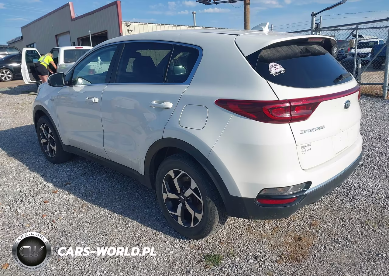 2020 Kia Sportage Lx VIN:KNDPMCAC9L7741093 - 3