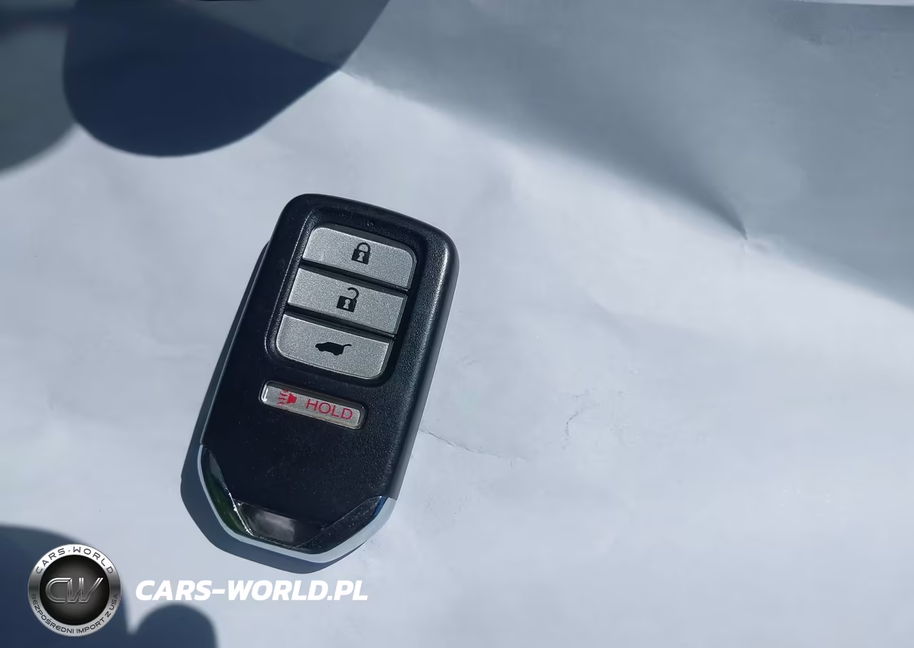 2018 Honda Civic Type R Touring VIN:SHHFK8G77JU204303 - 11
