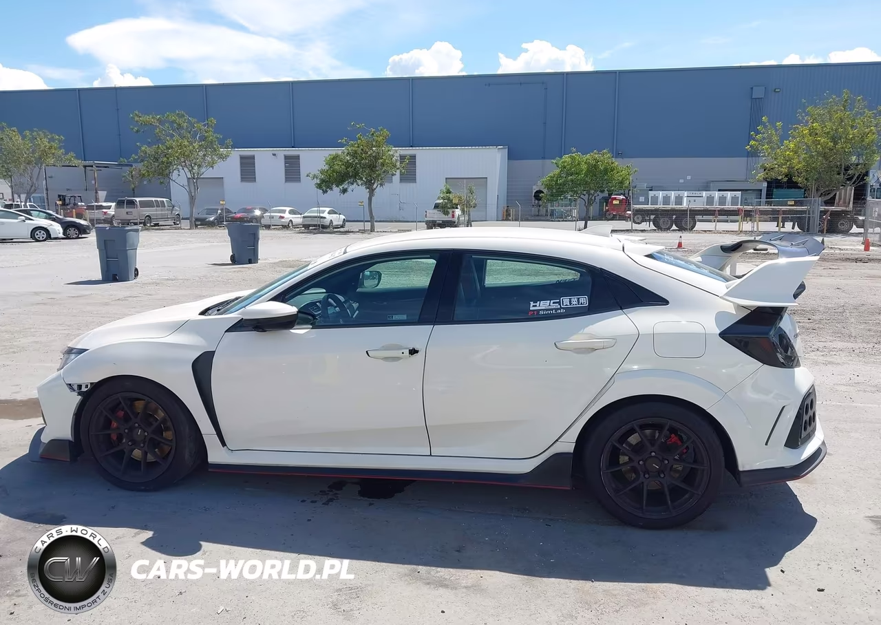 2018 Honda Civic Type R Touring VIN:SHHFK8G77JU204303 - 14