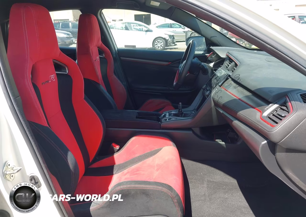 2018 Honda Civic Type R Touring VIN:SHHFK8G77JU204303 - 5