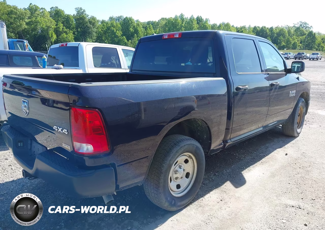 2018 Ram 1500 Tradesman 4X4 5'7 Box VIN:1C6RR7KG1JS297163 - 4