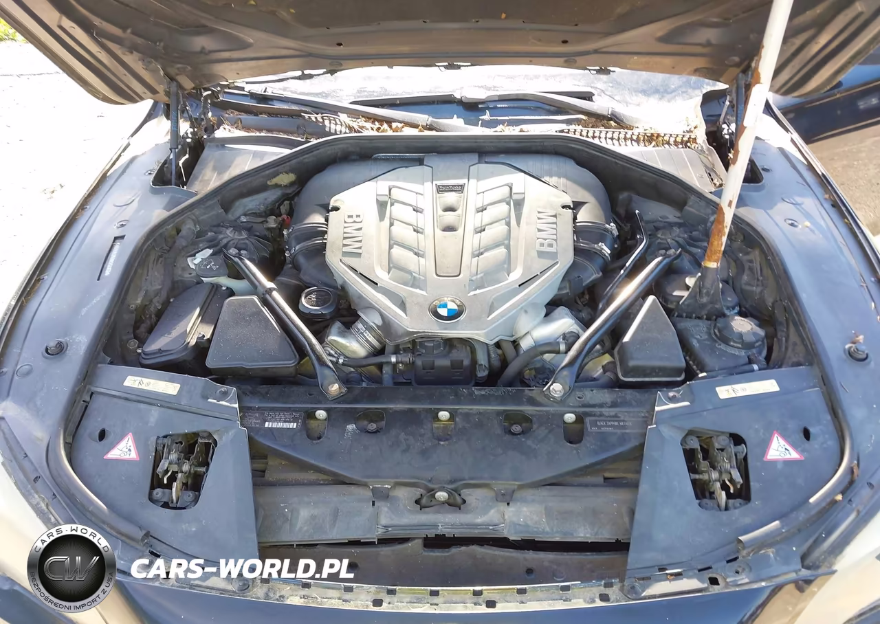 2009 BMW 750I VIN:WBAKA83559CY34852 - 10
