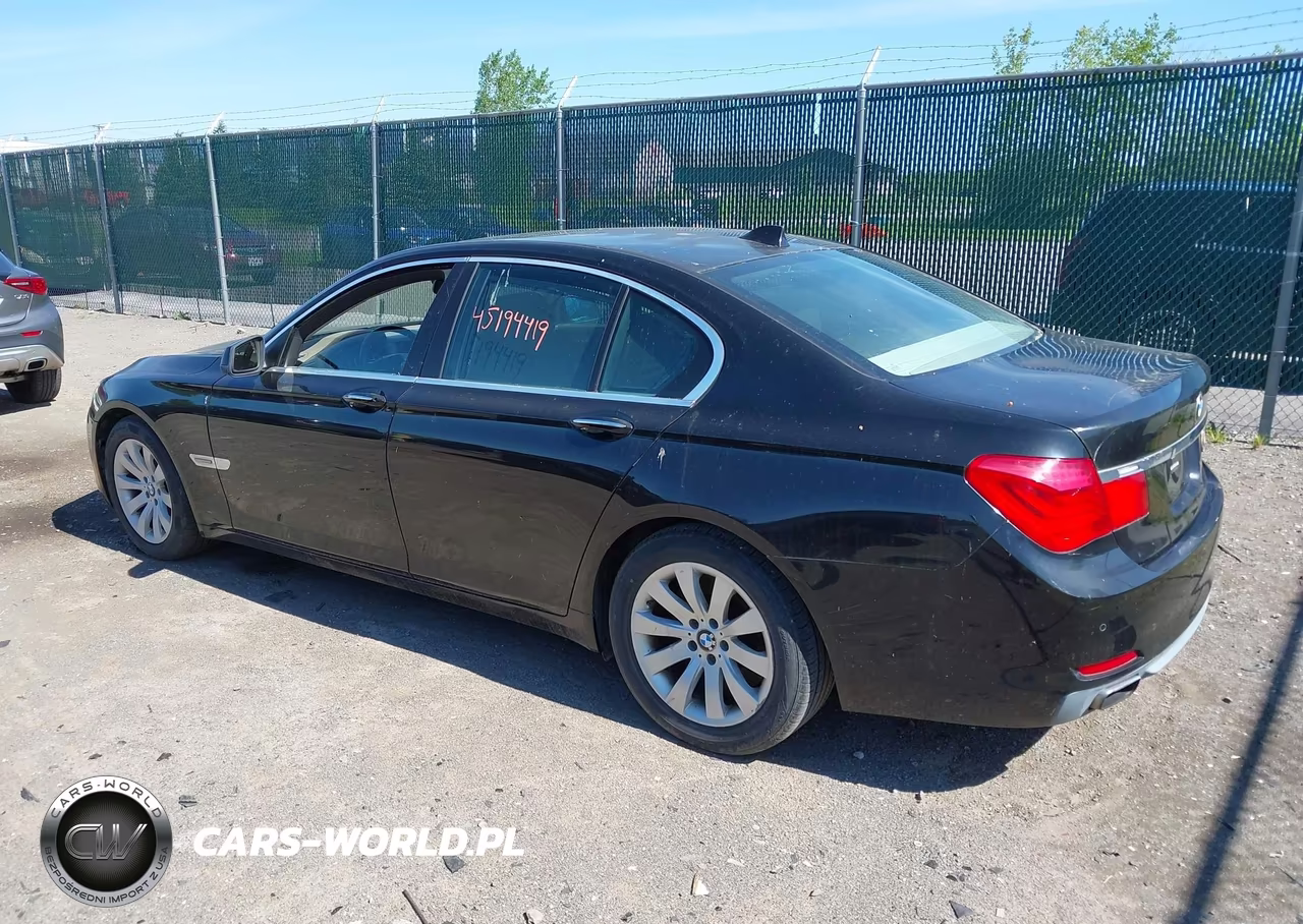 2009 BMW 750I VIN:WBAKA83559CY34852 - 3
